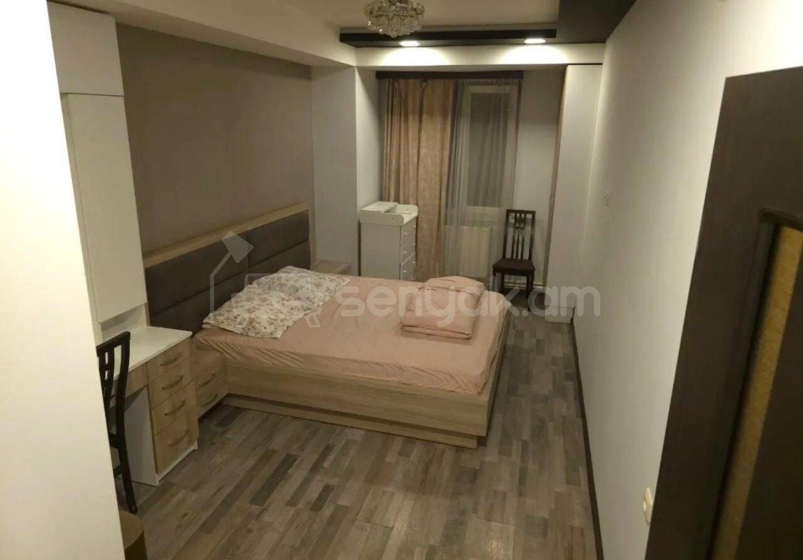 2 Սենյականոց Բնակարան Քարե Շենքում, 48քմ, 3/4 հարկ, Դիզայներական Վերանորոգված, Կահավորված