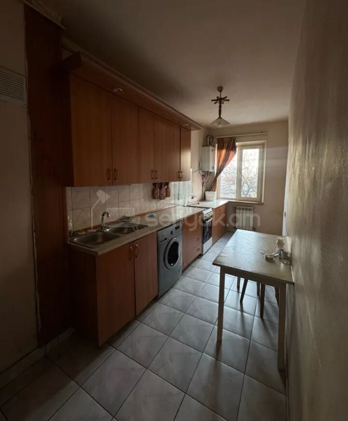 3 Սենյականոց Բնակարան, 75քմ, 2/9 հարկ, Կոսմետիկ Վերանորոգված, Կահավորված