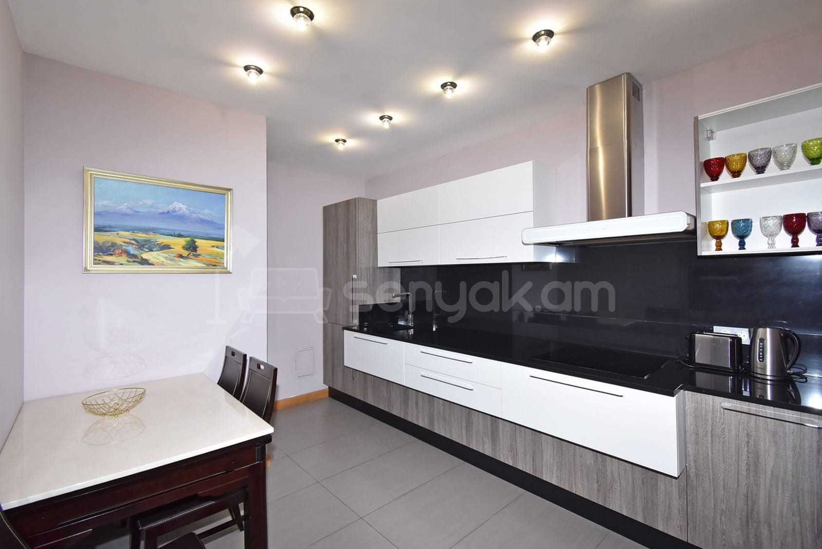 3 Սենյականոց Բնակարան Նորակառույցում, 80քմ, 4/10 հարկ, Դիզայներական Վերանորոգված