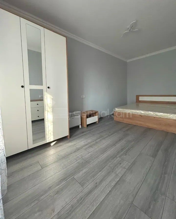 2 Սենյականոց Բնակարան Քարե Շենքում, 51քմ, 4/5 հարկ, Կապիտալ Վերանորոգված