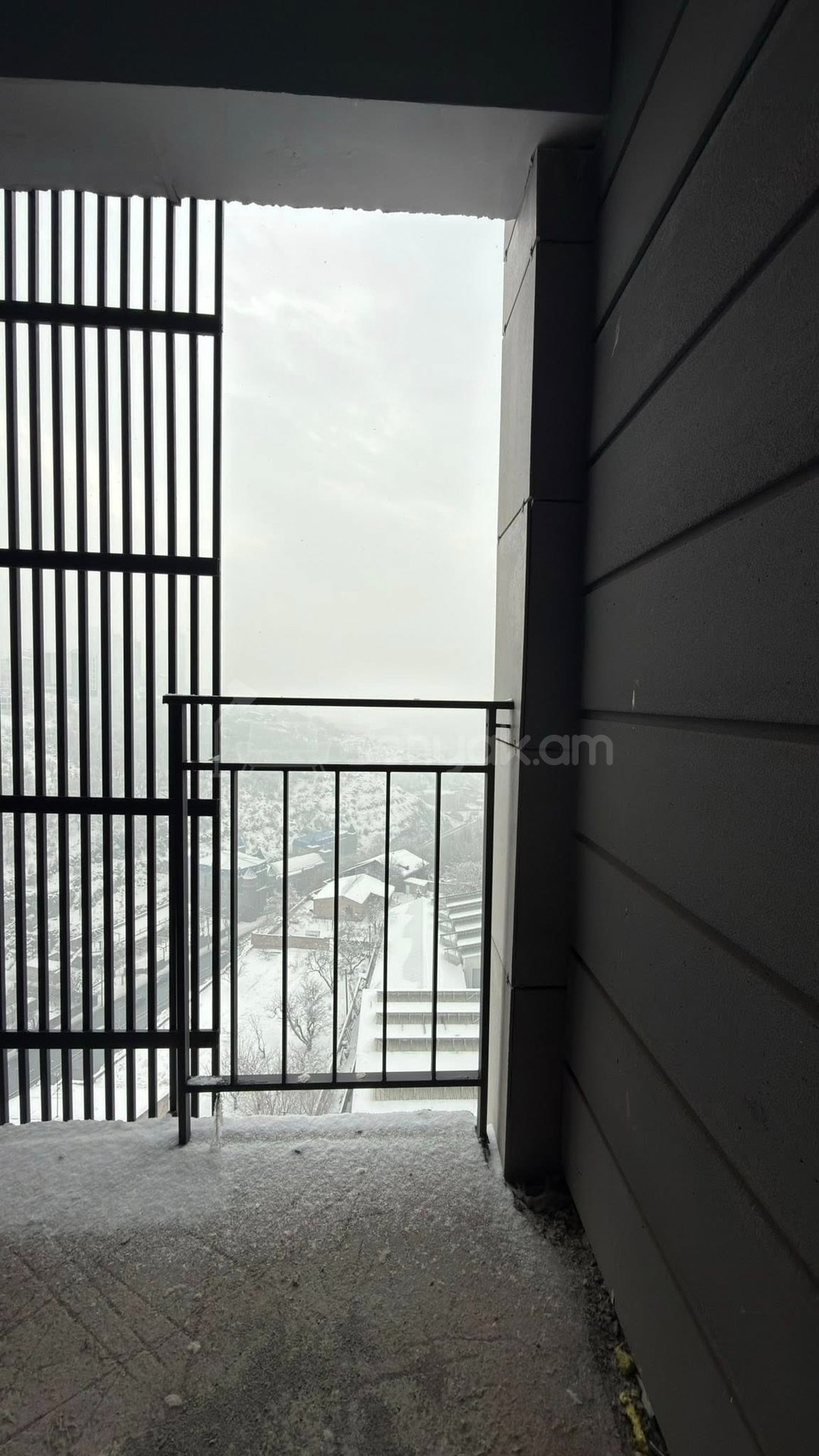 4 Սենյականոց Բնակարան Նորակառույցում, 97քմ, 11/12 հարկ, Զրոյական Վիճակում