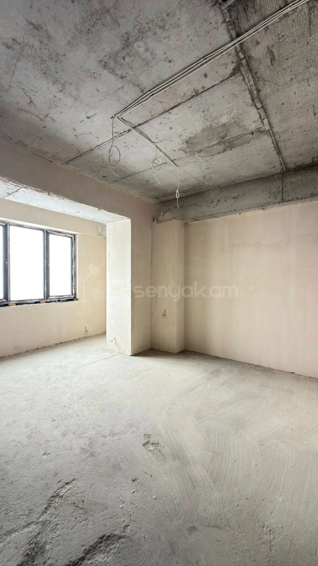 4 Սենյականոց Բնակարան Նորակառույցում, 97քմ, 11/12 հարկ, Զրոյական Վիճակում