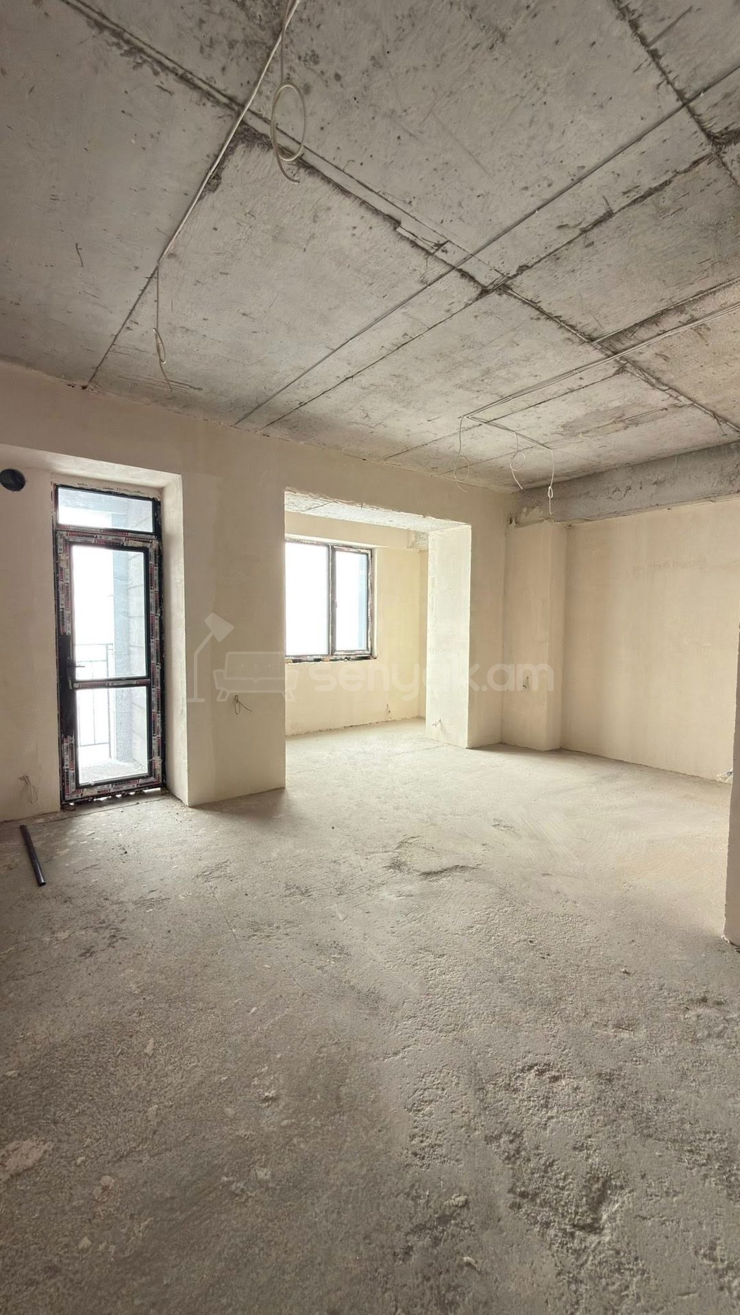 4 Սենյականոց Բնակարան Նորակառույցում, 97քմ, 11/12 հարկ, Զրոյական Վիճակում