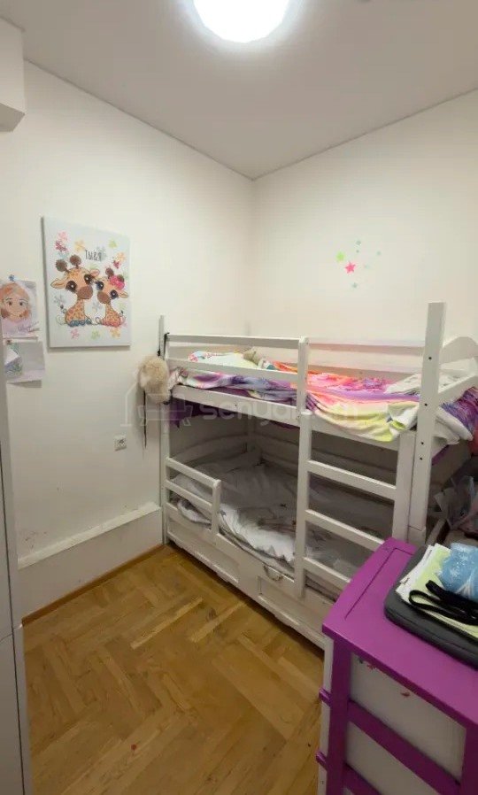 2 Սենյականոց Բնակարան Քարե Շենքում, 43քմ, 3/4 հարկ, Կապիտալ Վերանորոգված