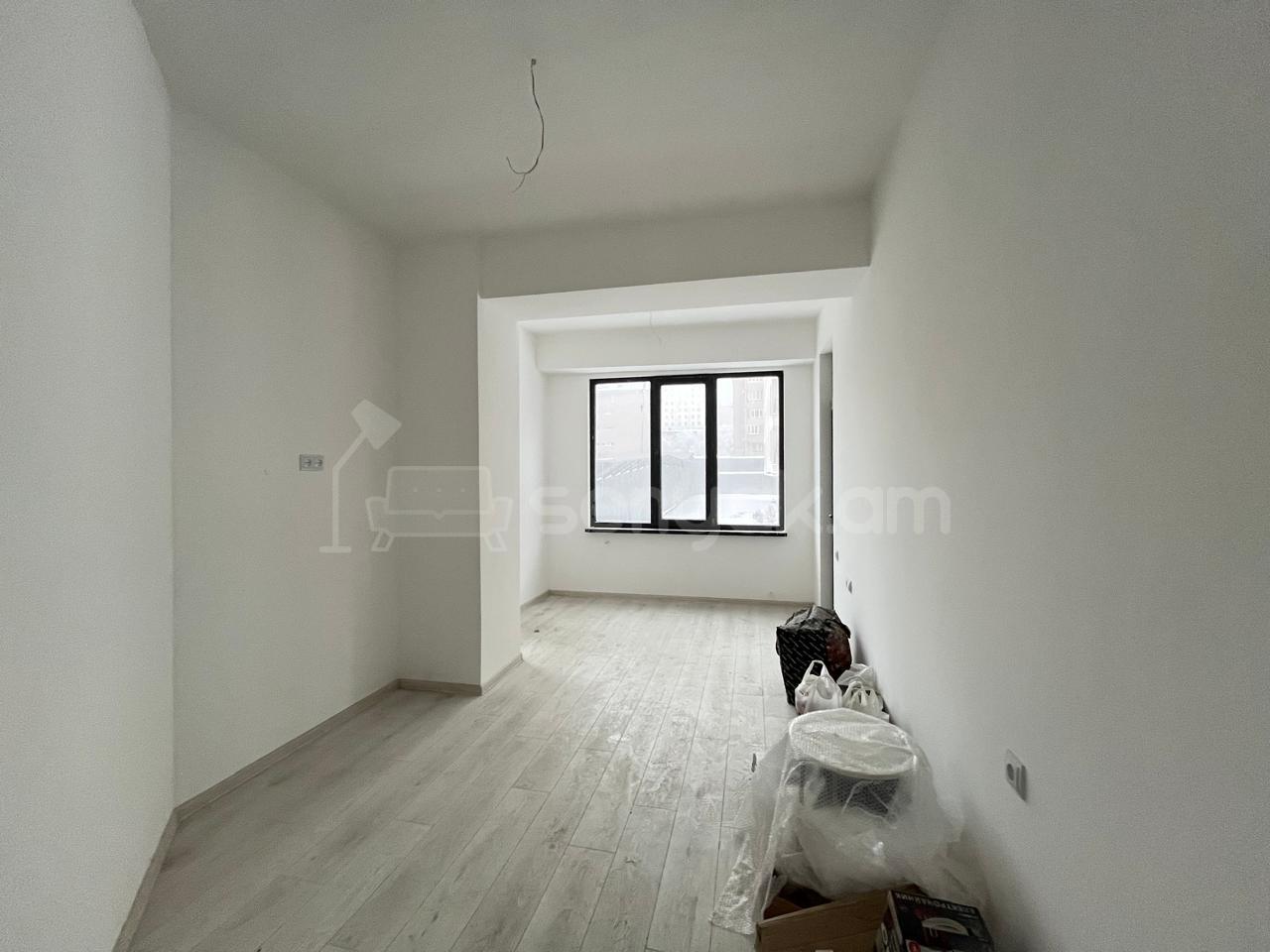 3 Սենյականոց Բնակարան Նորակառույցում, 80քմ, 2/16 հարկ, Կապիտալ Վերանորոգված