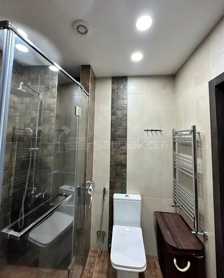 3 Սենյականոց Բնակարան Նորակառույցում, 78քմ, 6/11 հարկ, Կապիտալ Վերանորոգված