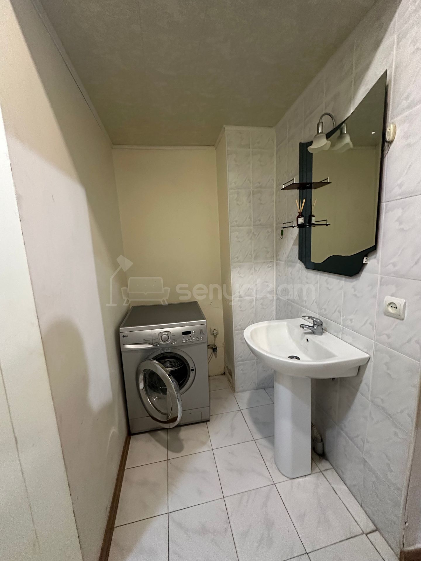 3 Սենյականոց Սեփական Տուն, 100քմ, Կոսմետիկ Վերանորոգված, Կահավորված