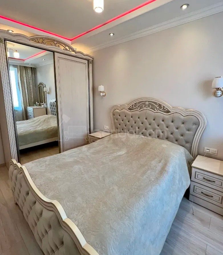 4 Սենյականոց Բնակարան, 94քմ, 7/9 հարկ, Կապիտալ Վերանորոգված