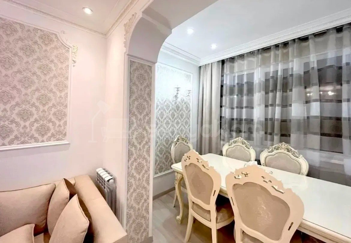 4 Սենյականոց Բնակարան, 94քմ, 7/9 հարկ, Դիզայներական Վերանորոգված