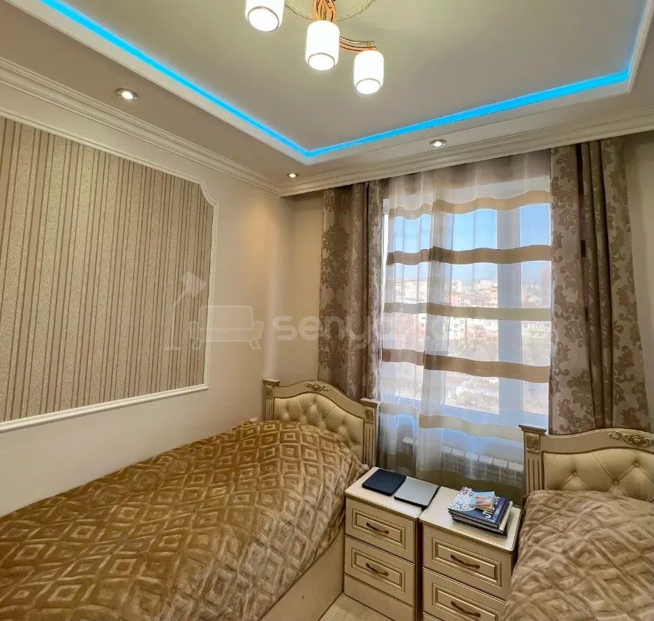 4 Սենյականոց Բնակարան, 94քմ, 7/9 հարկ, Դիզայներական Վերանորոգված