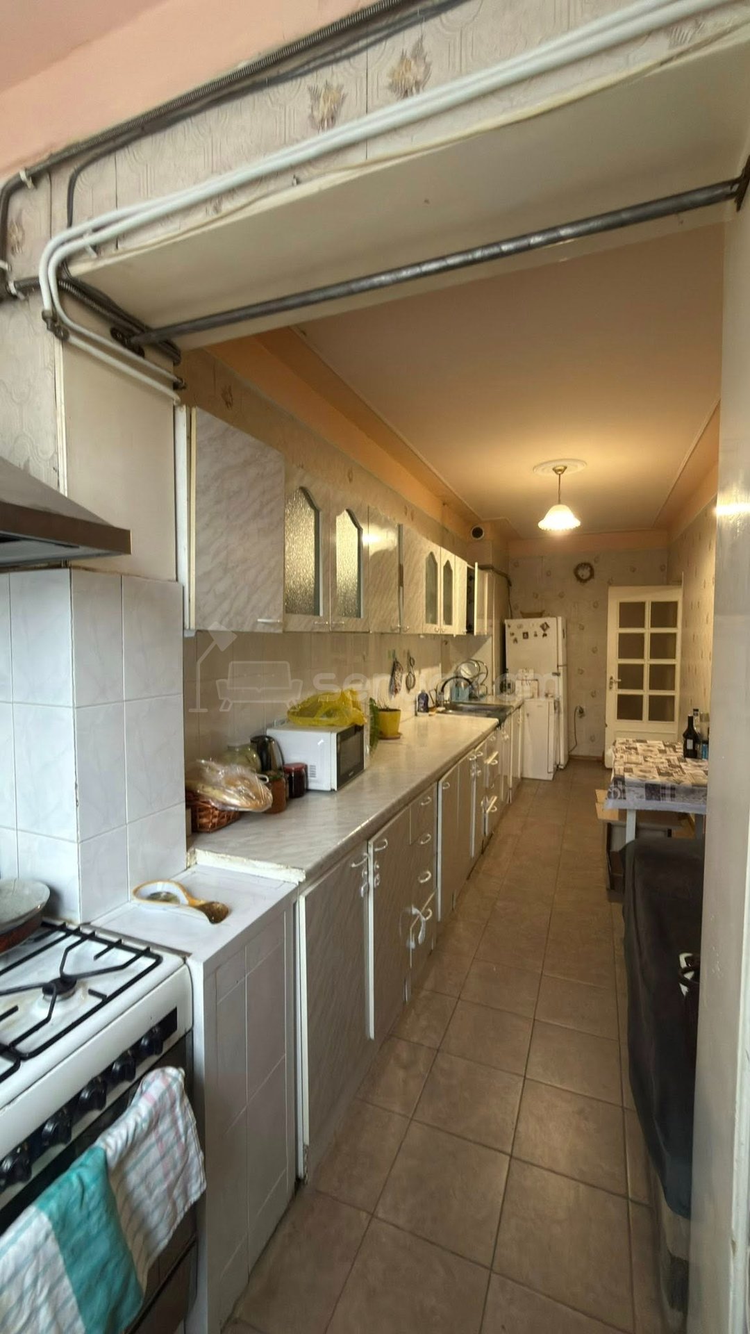 4 Սենյականոց Բնակարան, 100քմ, 2/9 հարկ, Նորմալ Վիճակում, Կահավորված