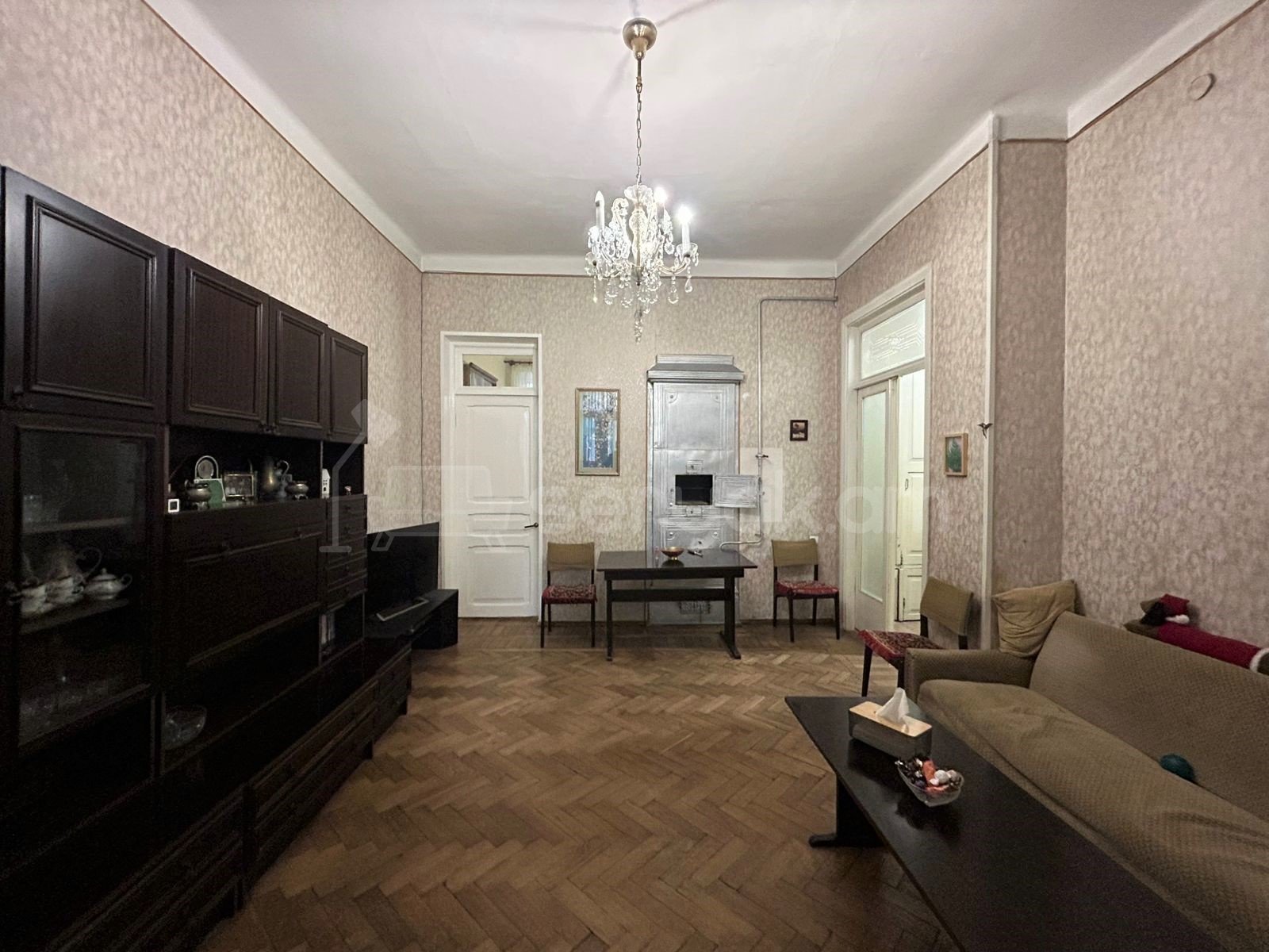 3 Սենյականոց Բնակարան Քարե Շենքում, 86քմ, 2/4 հարկ, Կոսմետիկ Վերանորոգված