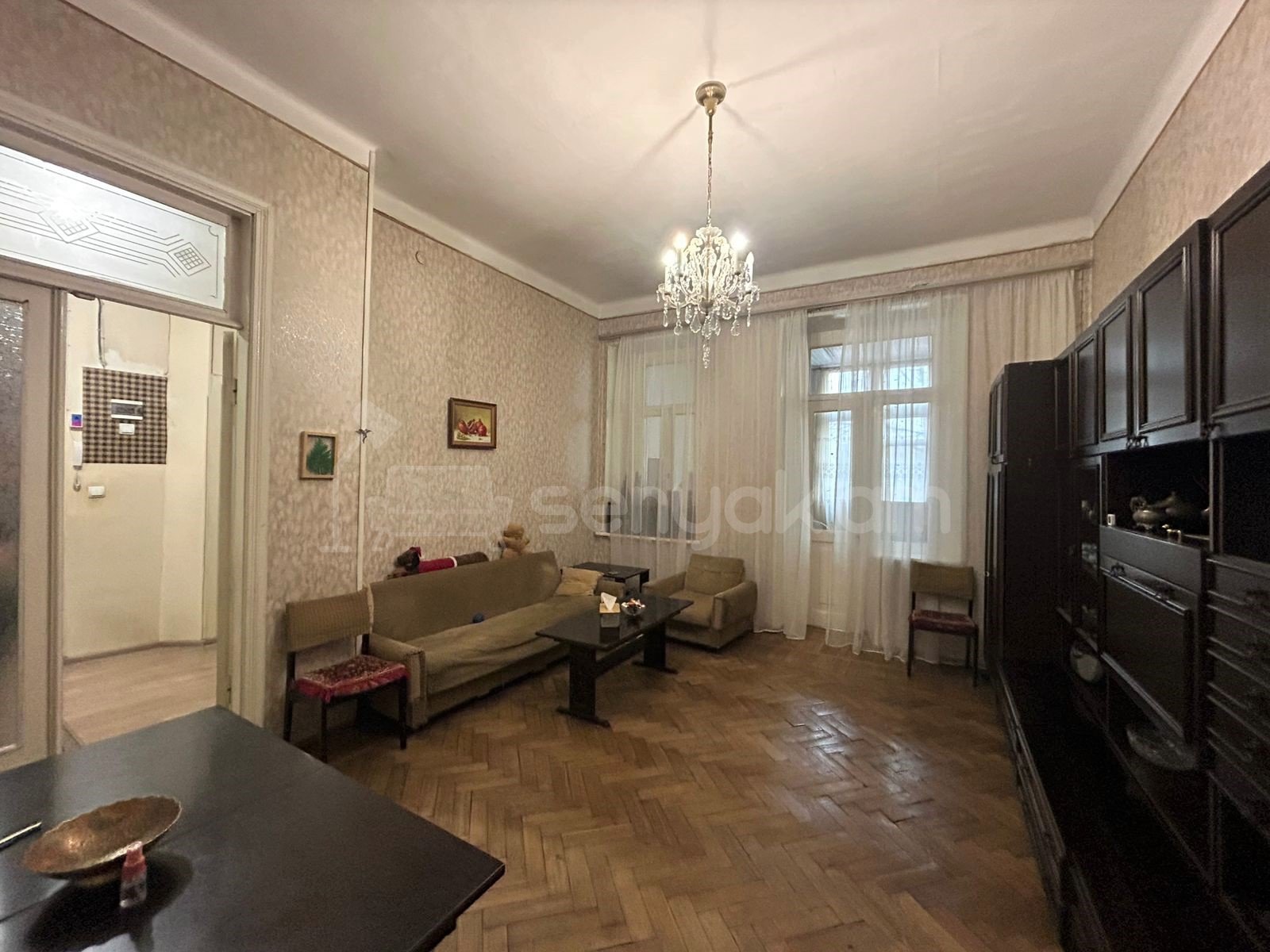 3 Սենյականոց Բնակարան Քարե Շենքում, 86քմ, 2/4 հարկ, Կոսմետիկ Վերանորոգված