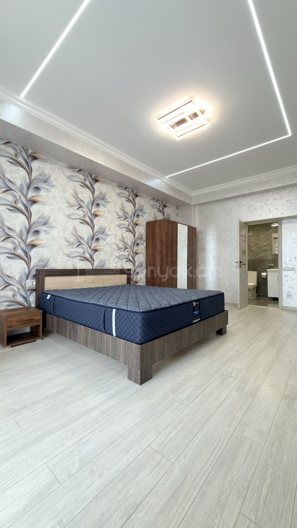 3 Սենյականոց Բնակարան Նորակառույցում, 110քմ, 12/18 հարկ, Կապիտալ Վերանորոգված