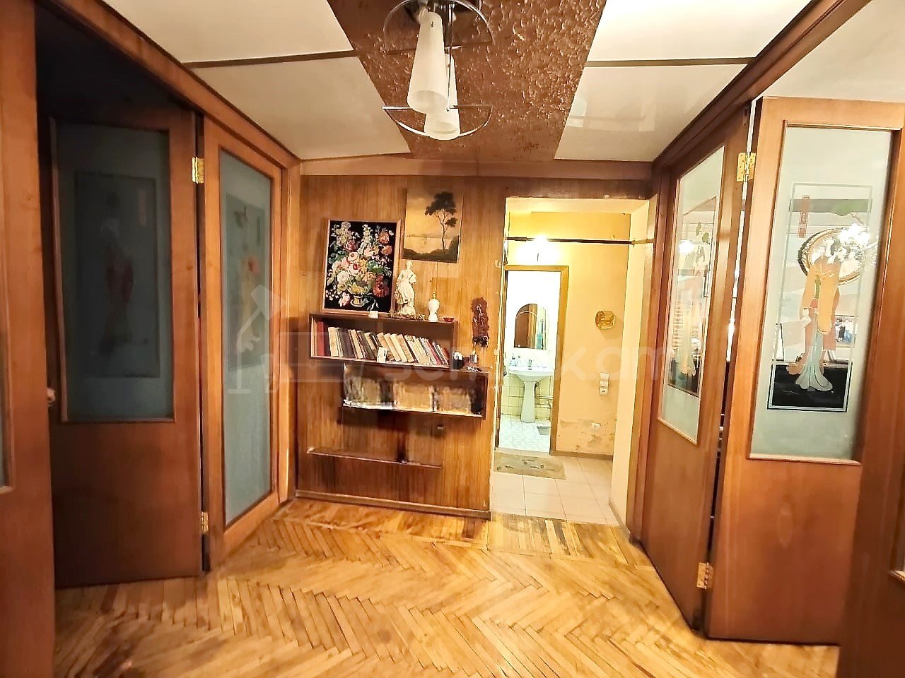 3 Սենյականոց Բնակարան, 91քմ, 6/10 հարկ, Պետական Վիճակում