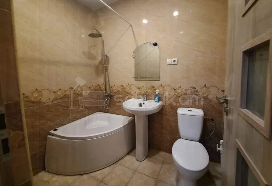 1 Սենյականոց Բնակարան Նորակառույցում, 37քմ, 5/15 հարկ, Կապիտալ Վերանորոգված