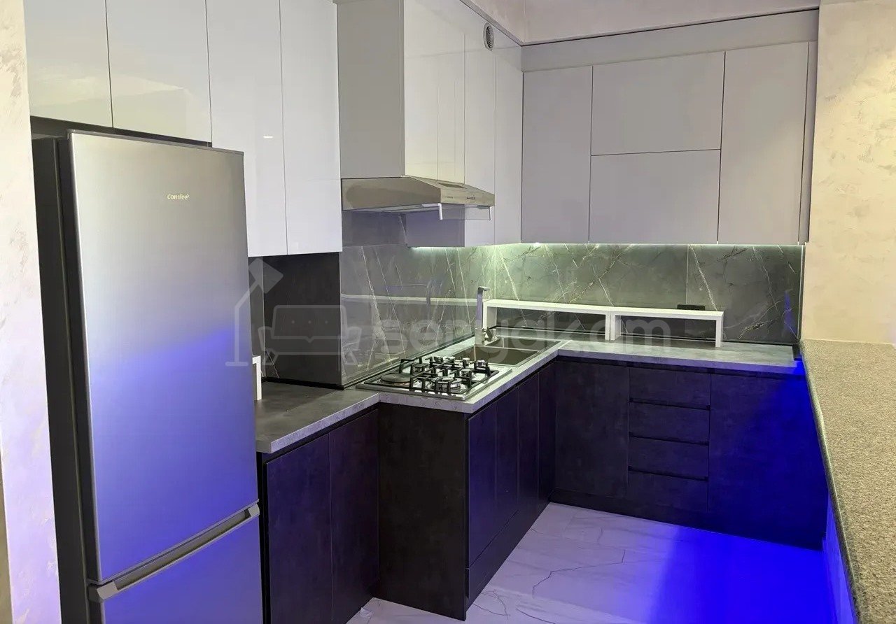 3 Սենյականոց Բնակարան Նորակառույցում, 110քմ, 12/18 հարկ, Կապիտալ Վերանորոգված