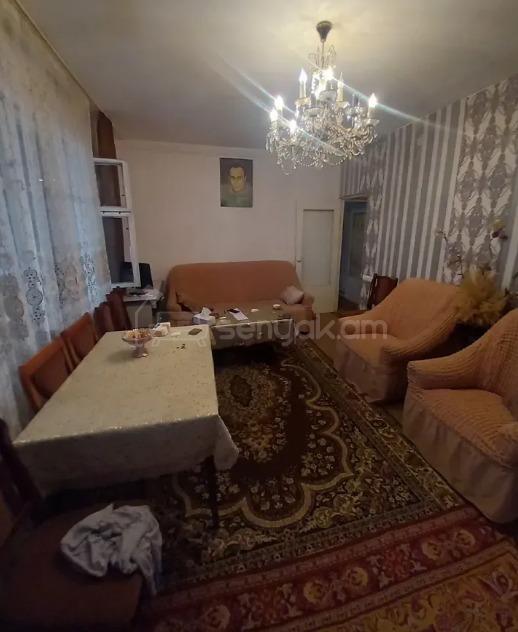 3 Սենյականոց Բնակարան, 73քմ, 5/9 հարկ, Նորմալ Վիճակում