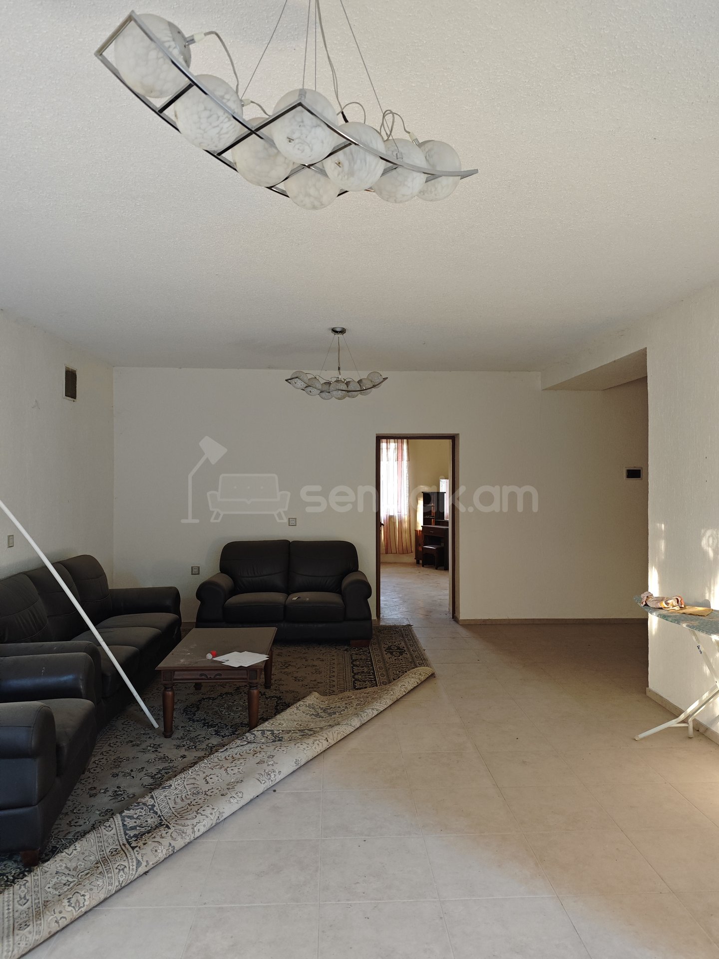 8 Սենյականոց Սեփական Տուն, 343քմ, Նորմալ Վիճակում, Ավտոտնակով