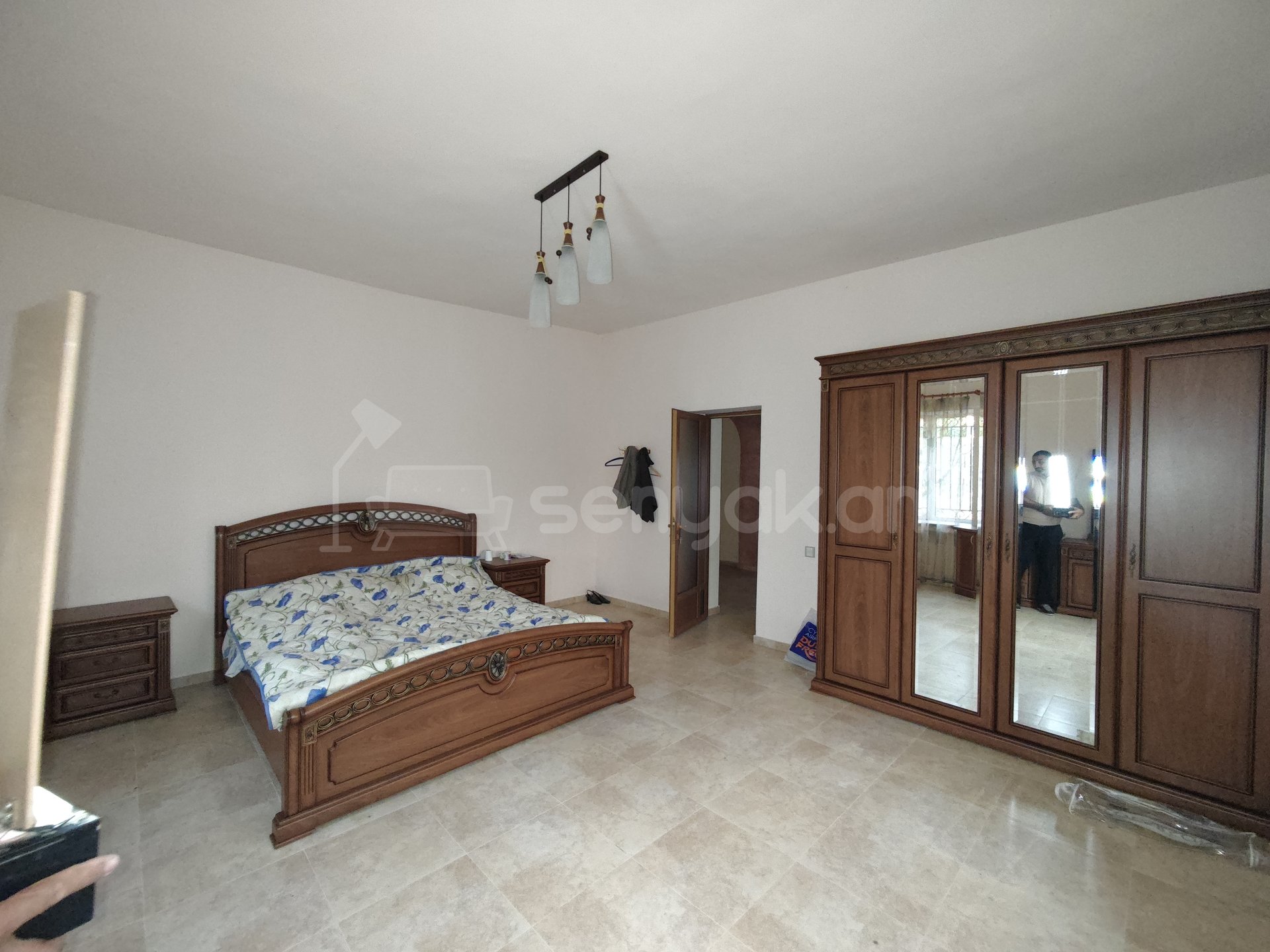 8 Սենյականոց Սեփական Տուն, 343քմ, Նորմալ Վիճակում, Ավտոտնակով