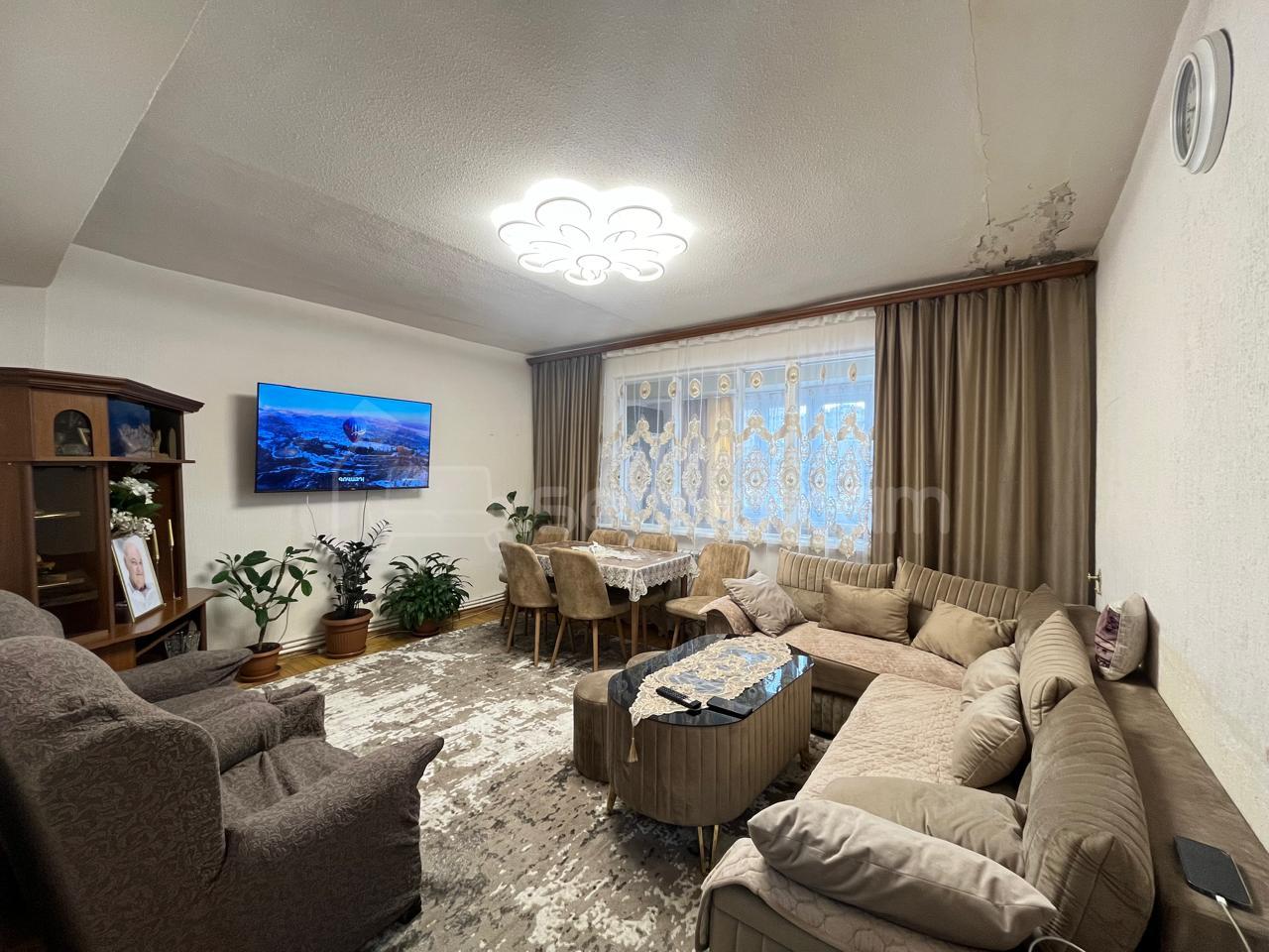 2 Սենյականոց Բնակարան, 87քմ, 9/9 հարկ, Նորմալ Վիճակում