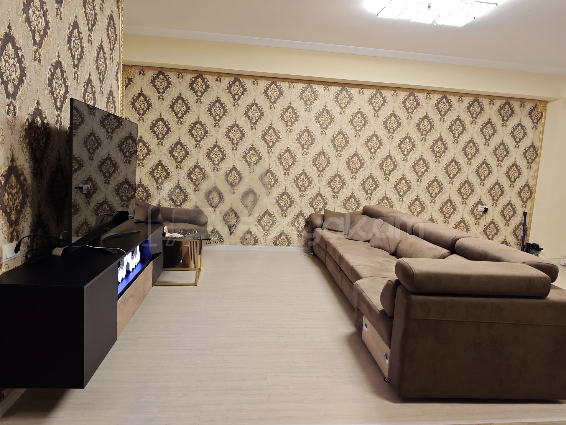 3 Սենյականոց Բնակարան Նորակառույցում, 121քմ, 5/14 հարկ, Կապիտալ Վերանորոգված