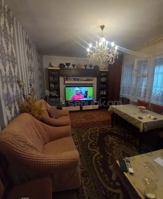 3 Սենյականոց Բնակարան, 73քմ, 5/9 հարկ, Պետական Վիճակում