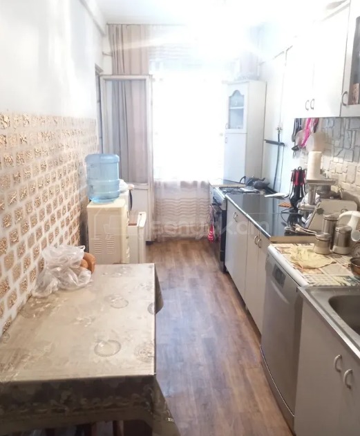 3 Սենյականոց Բնակարան, 73քմ, 5/9 հարկ, Պետական Վիճակում