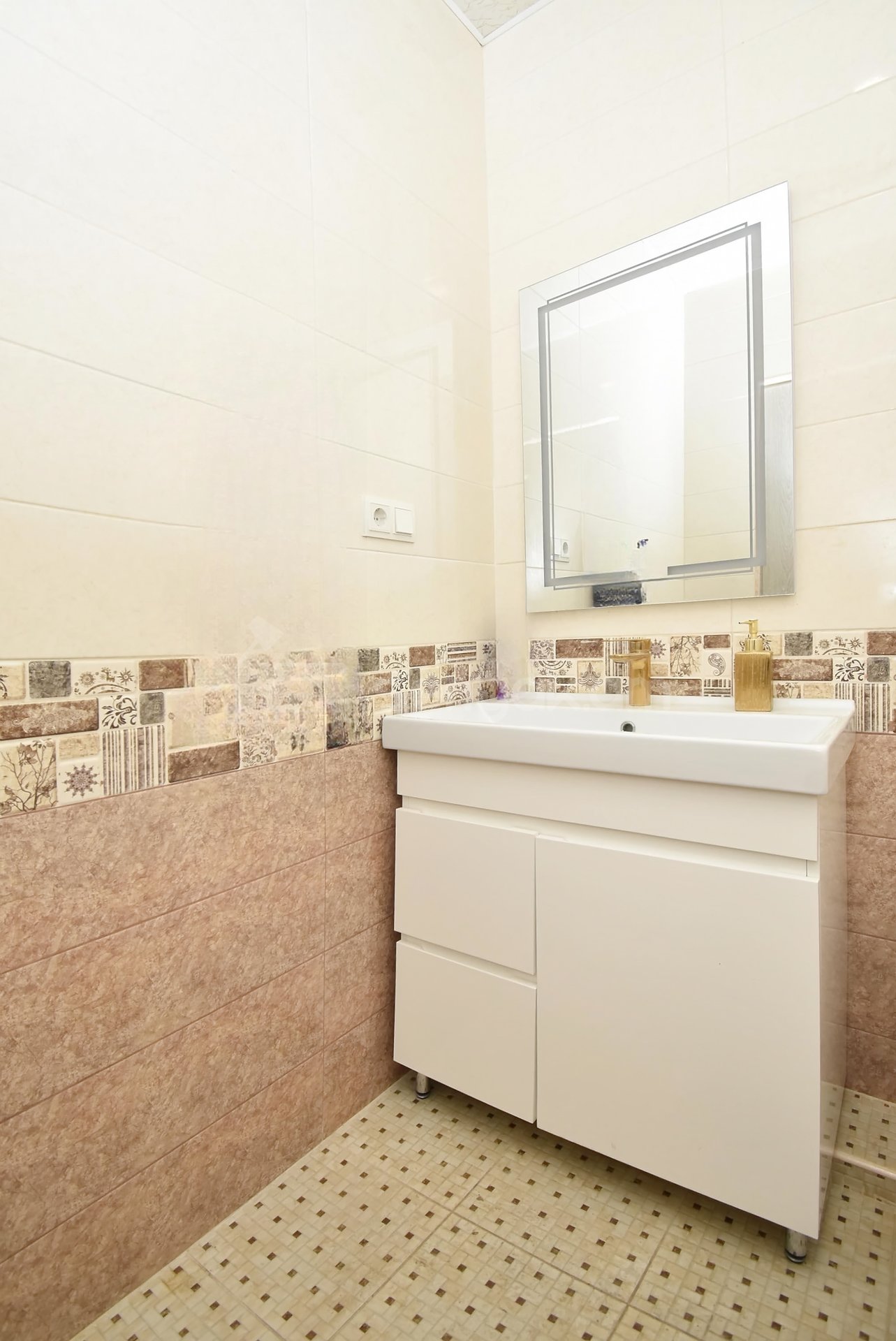 3 Սենյականոց Բնակարան Նորակառույցում, 110քմ, 6/14 հարկ, Կապիտալ Վերանորոգված