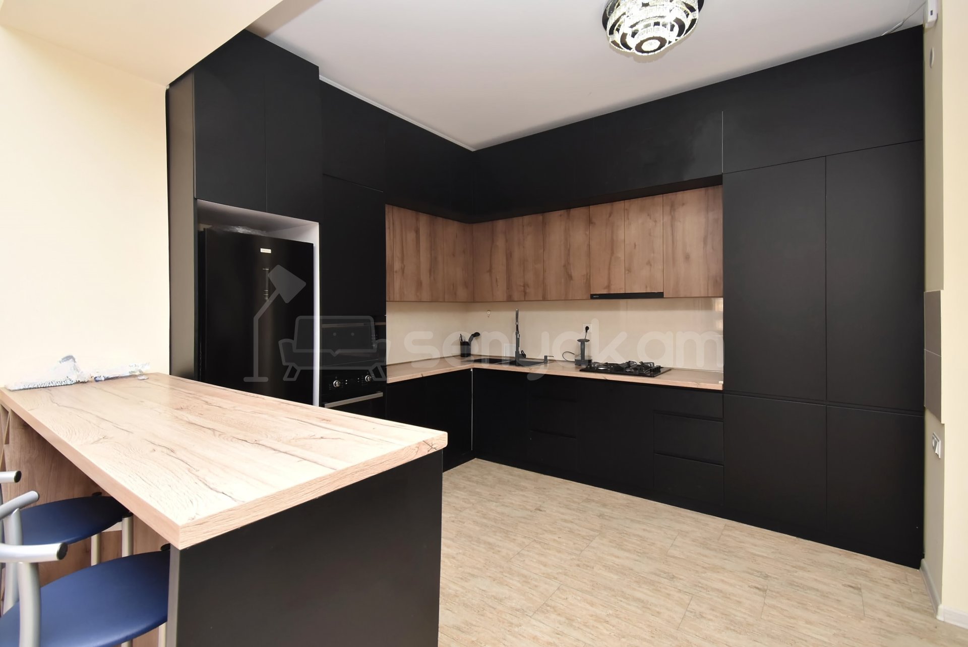 3 Սենյականոց Բնակարան Նորակառույցում, 110քմ, 6/14 հարկ, Կապիտալ Վերանորոգված