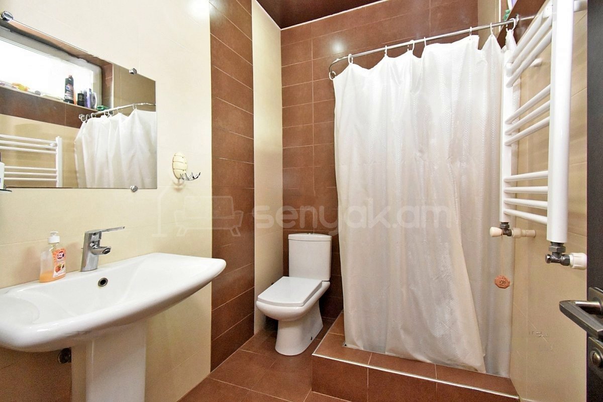 5 Սենյականոց Շքեղ Առանձնատուն, 315քմ, Ավտոտնակով