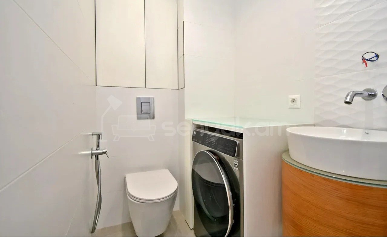 3 Սենյականոց Բնակարան Նորակառույցում, 80քմ, 6/12 հարկ, Կապիտալ Վերանորոգված