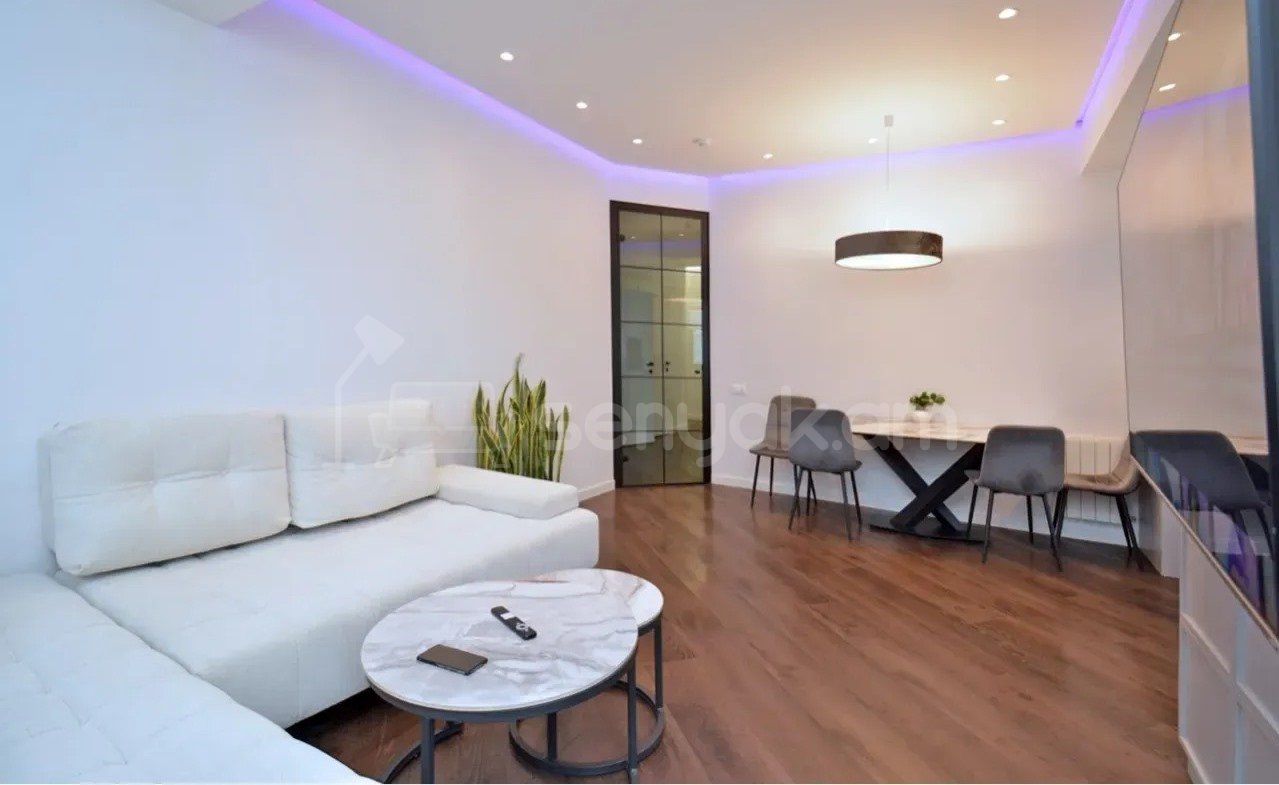 3 Սենյականոց Բնակարան Նորակառույցում, 80քմ, 6/12 հարկ, Կապիտալ Վերանորոգված