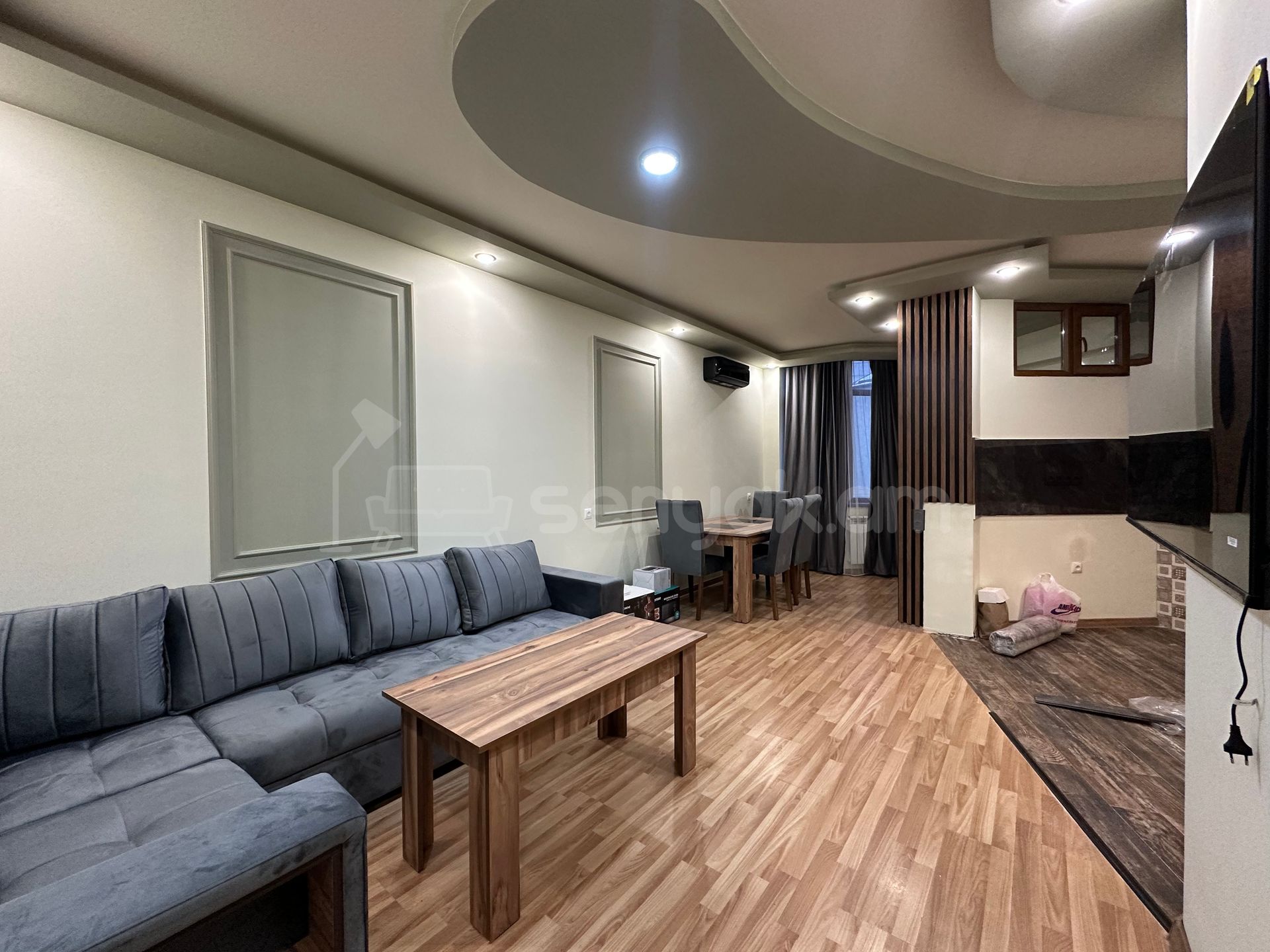 2 Սենյականոց Բնակարան Նորակառույցում, 55քմ, 3/7 հարկ, Դիզայներական Վերանորոգված, Կահավորված, Արևկող