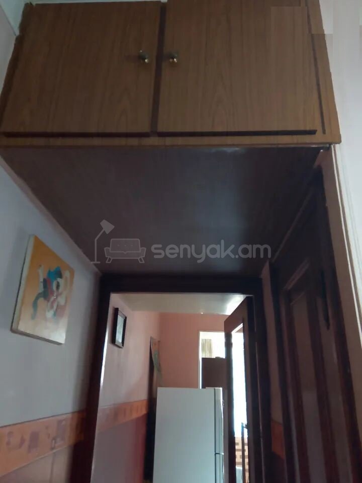 2 Սենյականոց Բնակարան Քարե Շենքում, 57քմ, 3/4 հարկ, Նորմալ Վիճակում