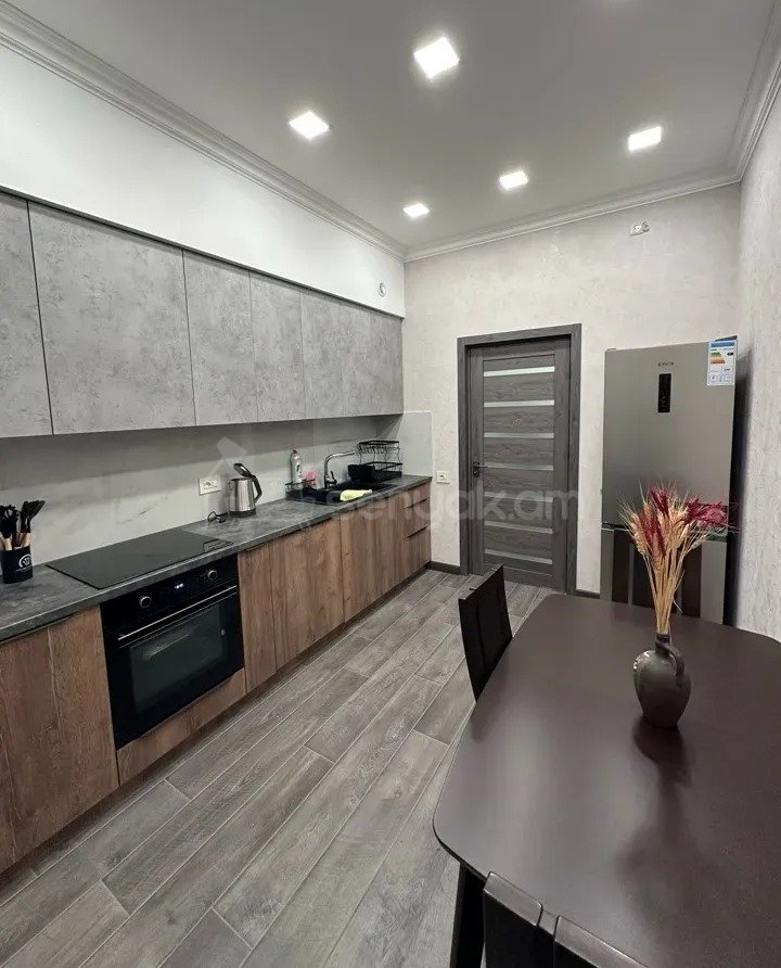 2 Սենյականոց Բնակարան Նորակառույցում, 71քմ, 2/6 հարկ, Կապիտալ Վերանորոգված