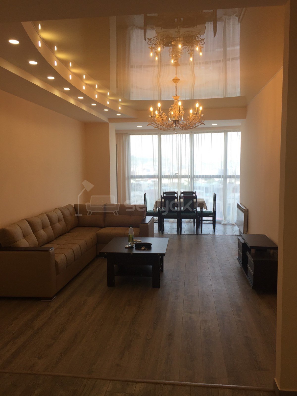 3 Սենյականոց Բնակարան Նորակառույցում, 105քմ, 7/14 հարկ, Կապիտալ Վերանորոգված, Կահավորված