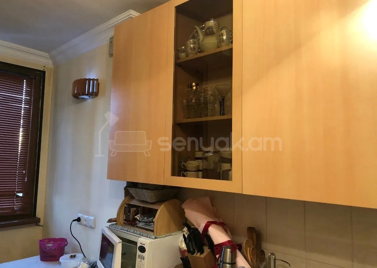 3 Սենյականոց Բնակարան, 65քմ, 7/12 հարկ, Նորմալ Վիճակում