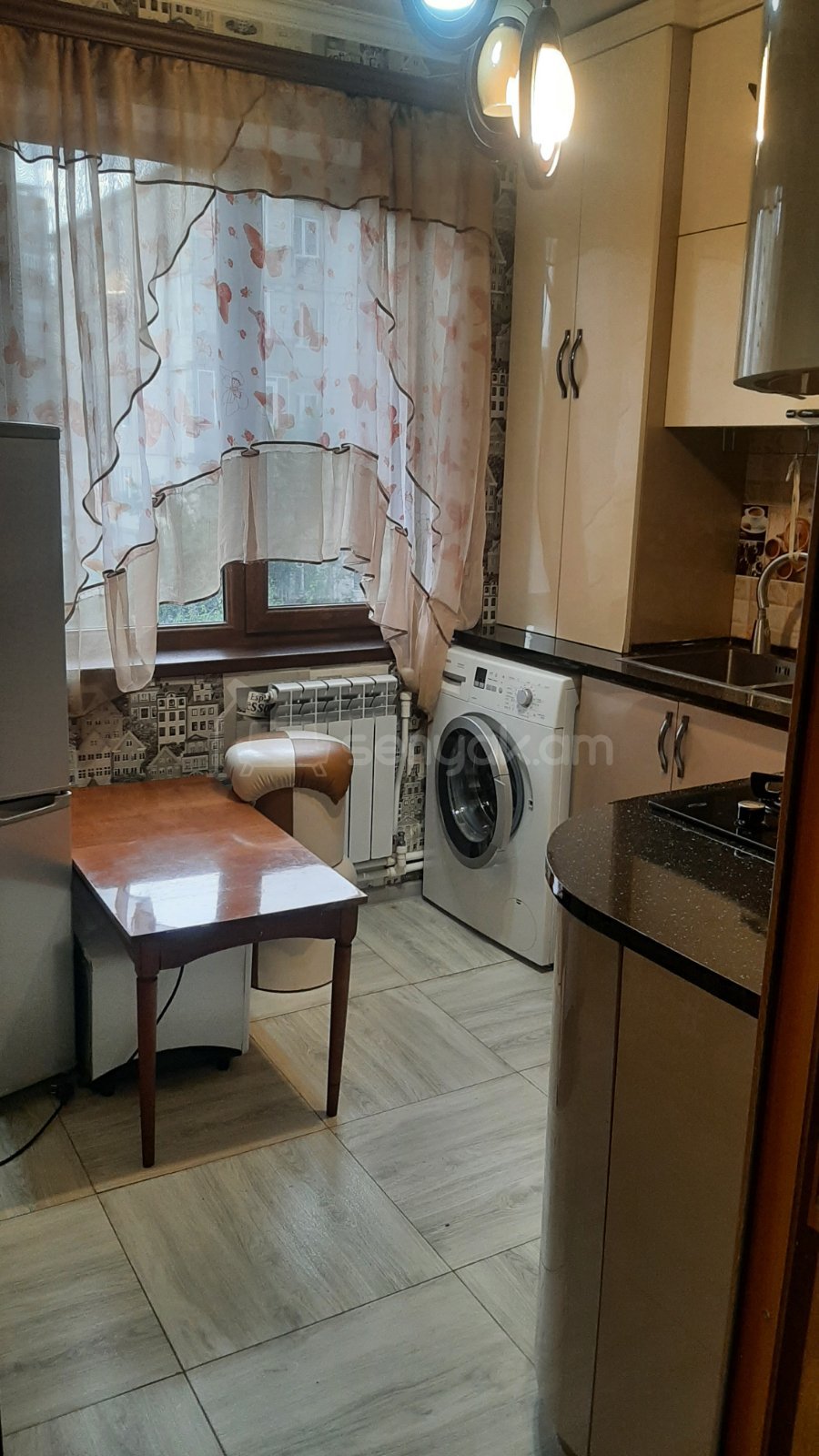 1 Սենյականոց Բնակարան, 38քմ, 2/5 հարկ, Կապիտալ Վերանորոգված, Կահավորված, Արևկող