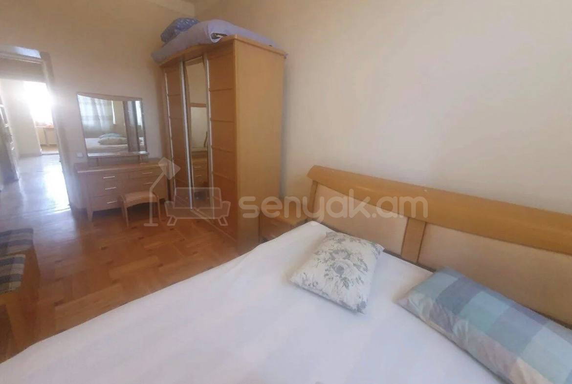 2 Սենյականոց Բնակարան Քարե Շենքում, 70քմ, 3/4 հարկ, Կապիտալ Վերանորոգված, Կահավորված, Արևկող