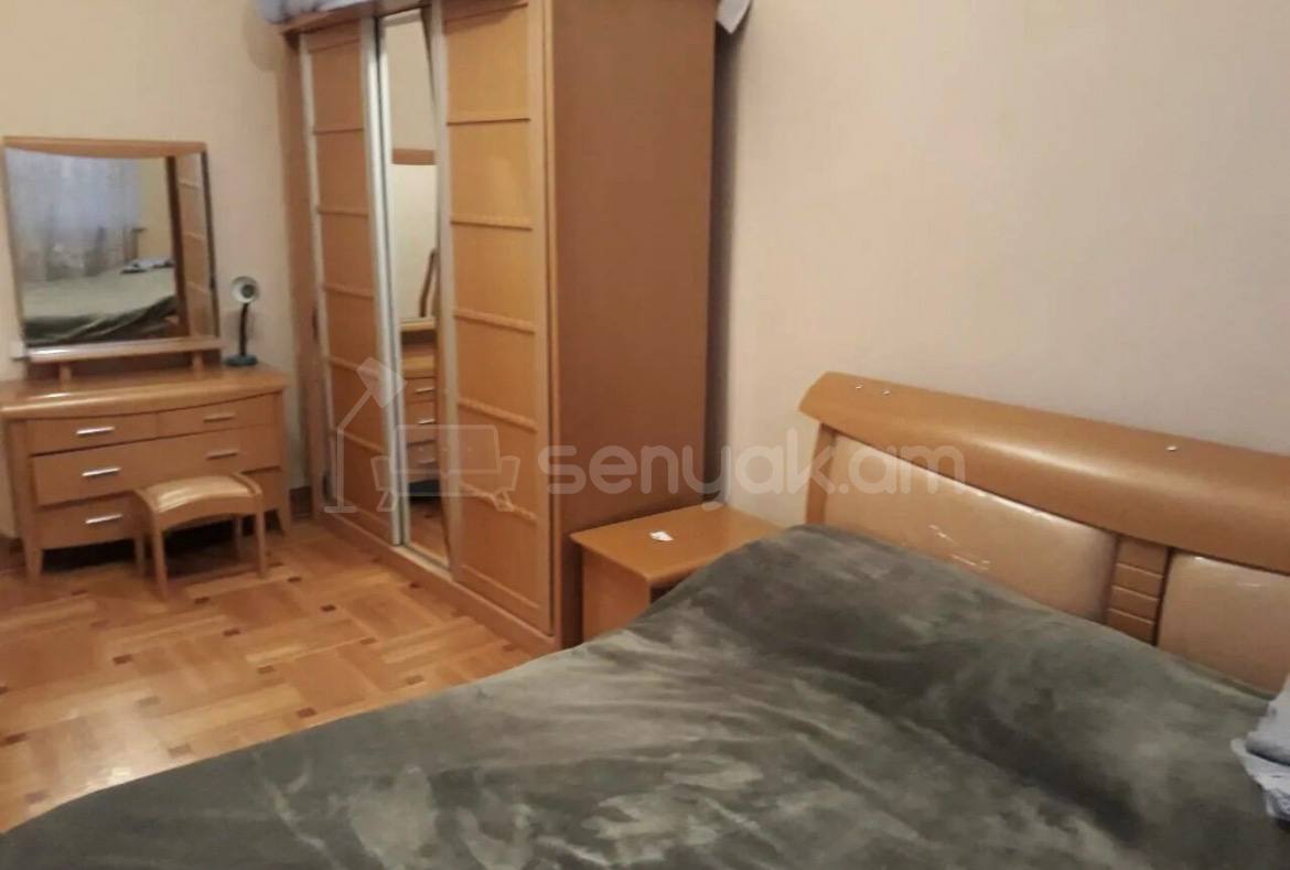 2 Սենյականոց Բնակարան Քարե Շենքում, 70քմ, 3/4 հարկ, Կապիտալ Վերանորոգված, Կահավորված, Արևկող