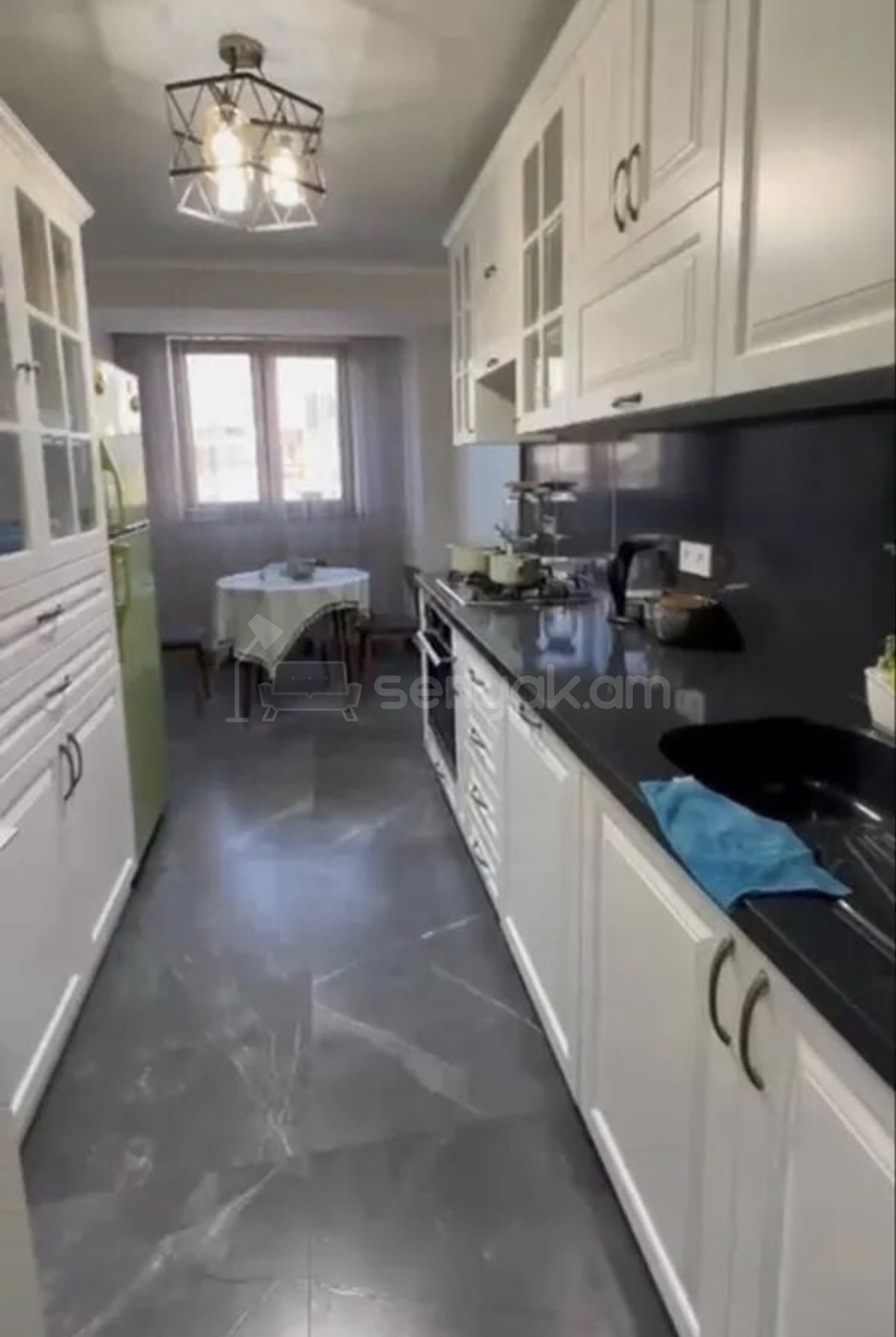 2 Սենյականոց Բնակարան Քարե Շենքում, 68քմ, 4/9 հարկ, Դիզայներական Վերանորոգված