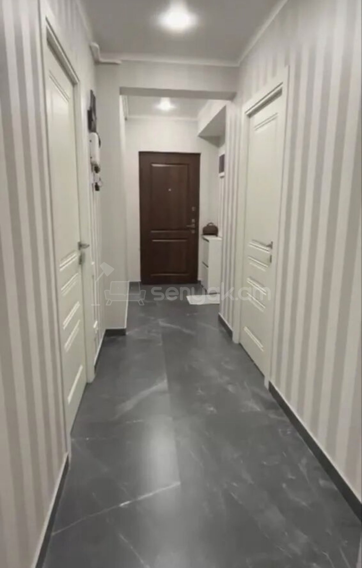 2 Սենյականոց Բնակարան Քարե Շենքում, 68քմ, 4/9 հարկ, Դիզայներական Վերանորոգված