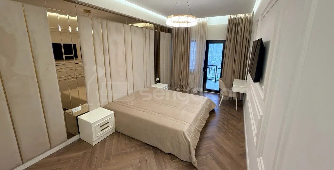 3 Սենյականոց Բնակարան Նորակառույցում, 128քմ, 5/17 հարկ, Դիզայներական Վերանորոգված