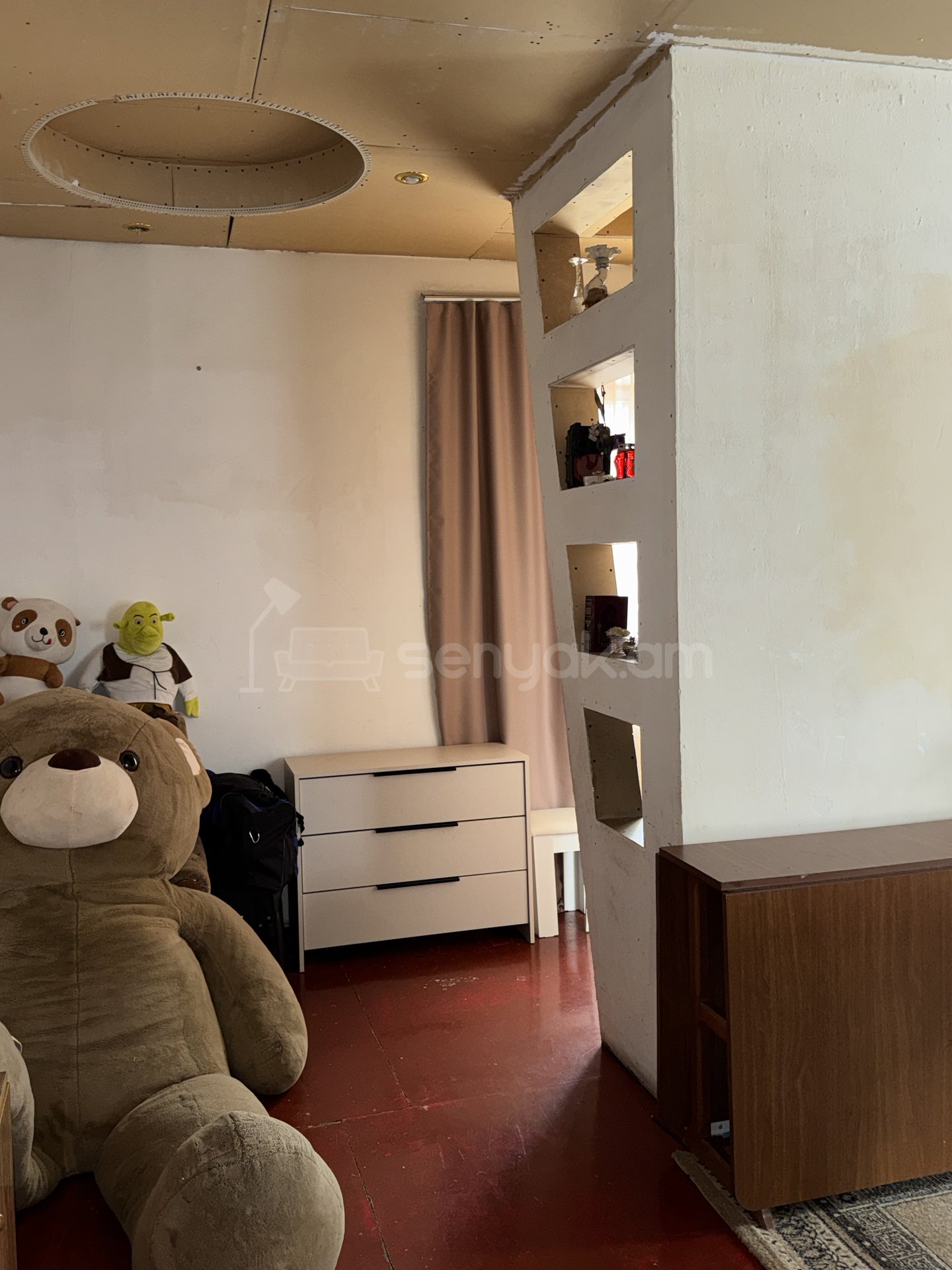 3 Սենյականոց Բնակարան Քարե Շենքում, 68քմ, 2/2 հարկ, Նորմալ Վիճակում