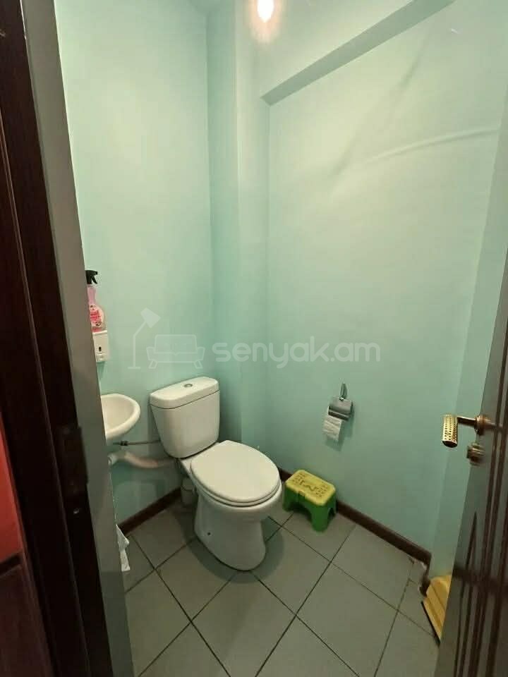 2 Սենյականոց Բնակարան Նորակառույցում, 72քմ, 10/12 հարկ, Նորմալ Վիճակում