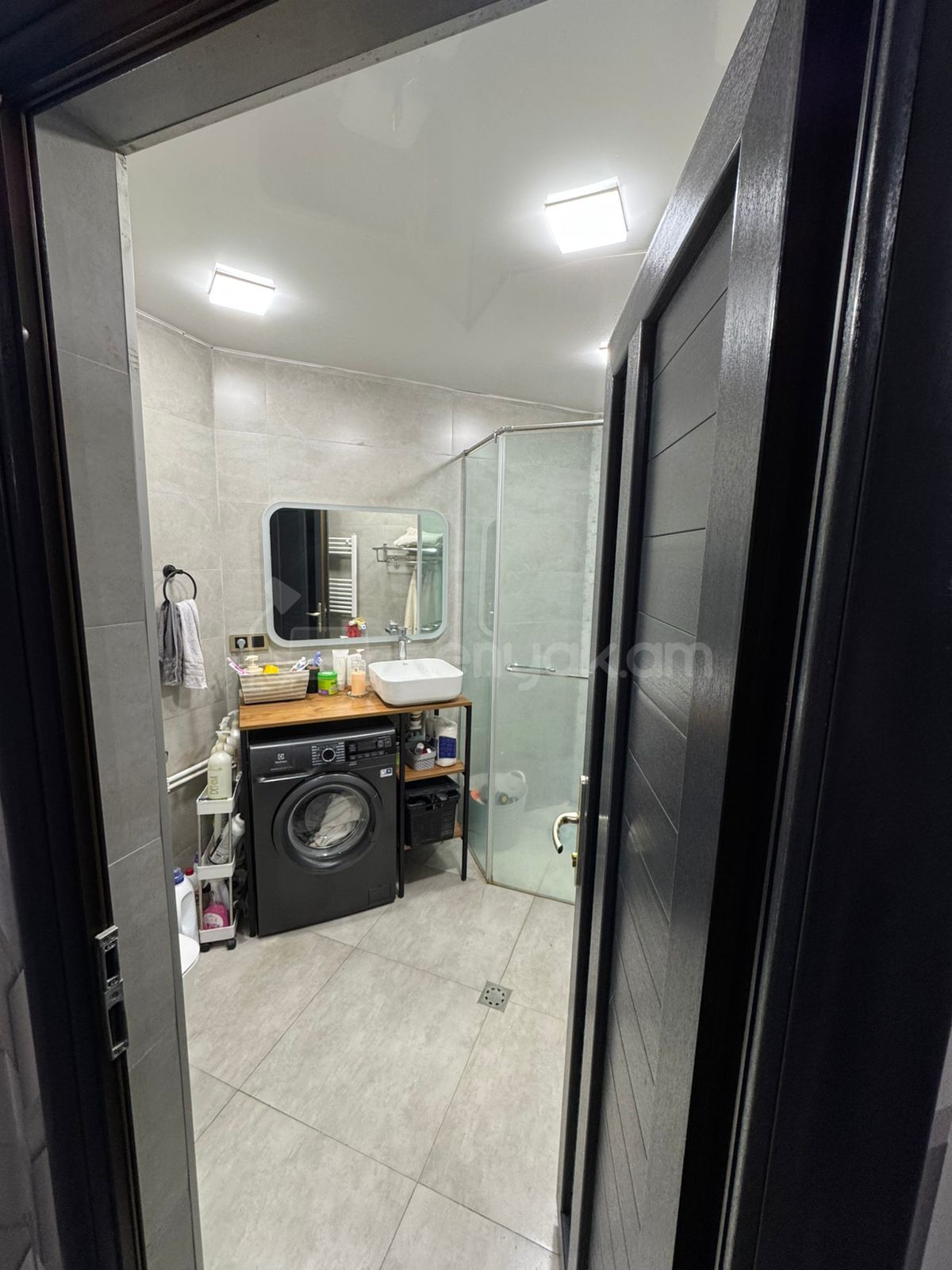 3 Սենյականոց Բնակարան Նորակառույցում, 69քմ, 11/12 հարկ, Դիզայներական Վերանորոգված