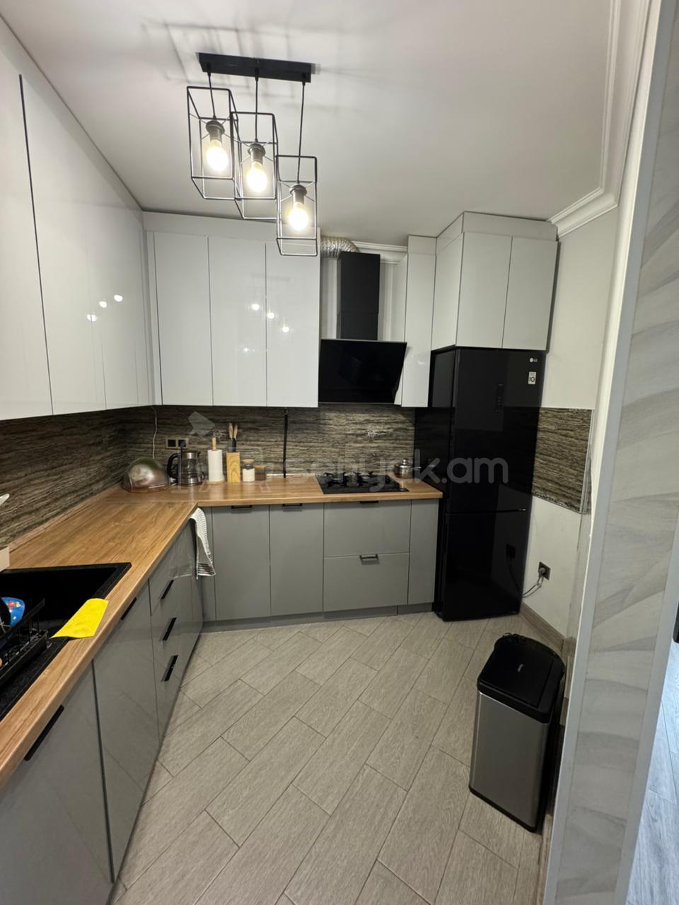 3 Սենյականոց Բնակարան Նորակառույցում, 69քմ, 11/12 հարկ, Դիզայներական Վերանորոգված