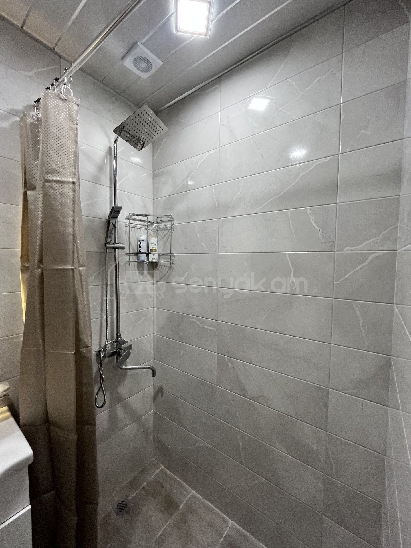 2 Սենյականոց Բնակարան Նորակառույցում, 60քմ, 6/18 հարկ, Դիզայներական Վերանորոգված, Կահավորված, Արևկող