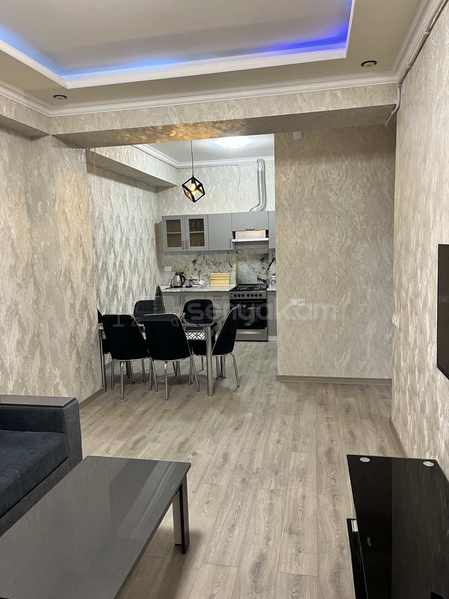 2 Սենյականոց Բնակարան Նորակառույցում, 60քմ, 6/18 հարկ, Դիզայներական Վերանորոգված, Կահավորված, Արևկող